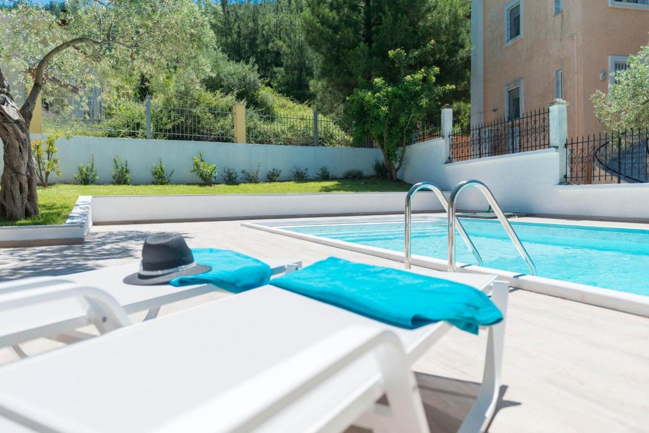 Louloudis Pool Villa Skala Rachoni  Luaran gambar